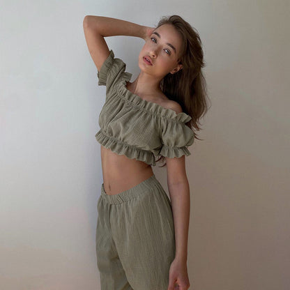 Comfortable two piece for mother.